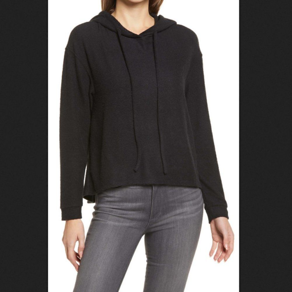 Everleigh Cozy Hoodie, Size Medium‎